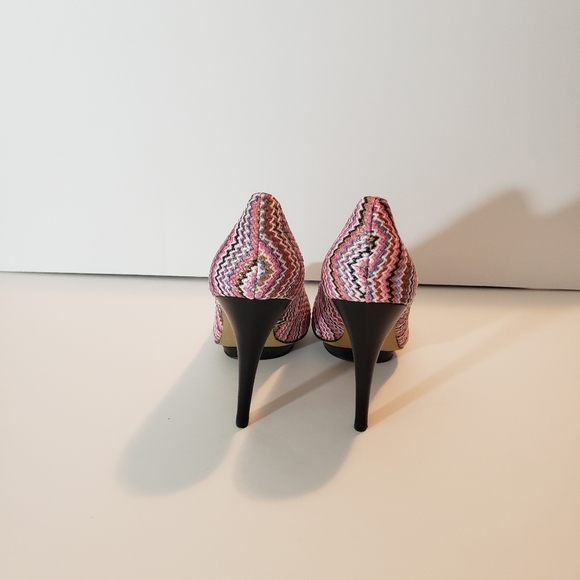 Spring and Summer Purple Flower High Heels - Picture 2 of 3